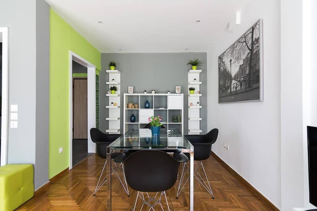 Sunlit 2Br Oasis In Metaxourghio 3Min From Metro Apartment Атина Екстериор снимка